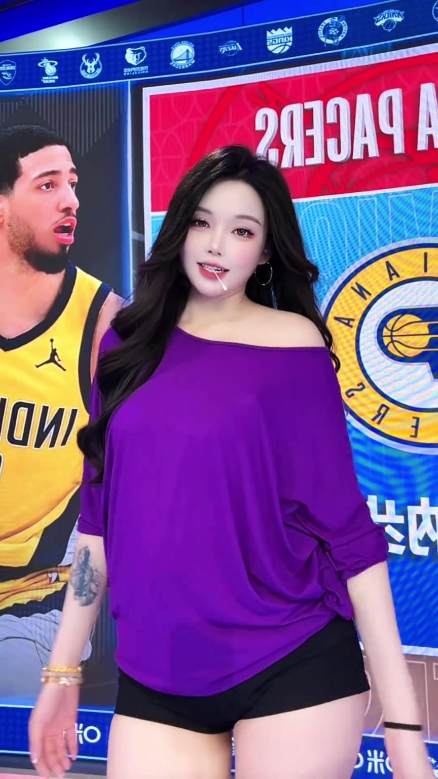 美女主播小太阳:年轻的将军意气风发! 哈利伯顿强的可怕